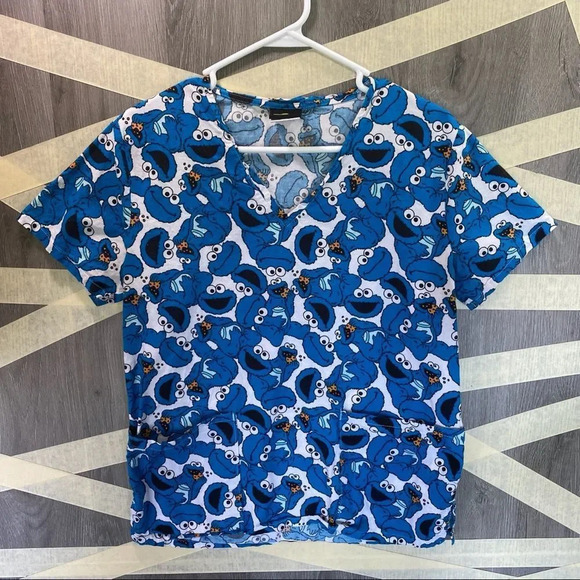 Cookie Monster Sesame Street Scrubs Top Sz Small - Picture 1 of 5